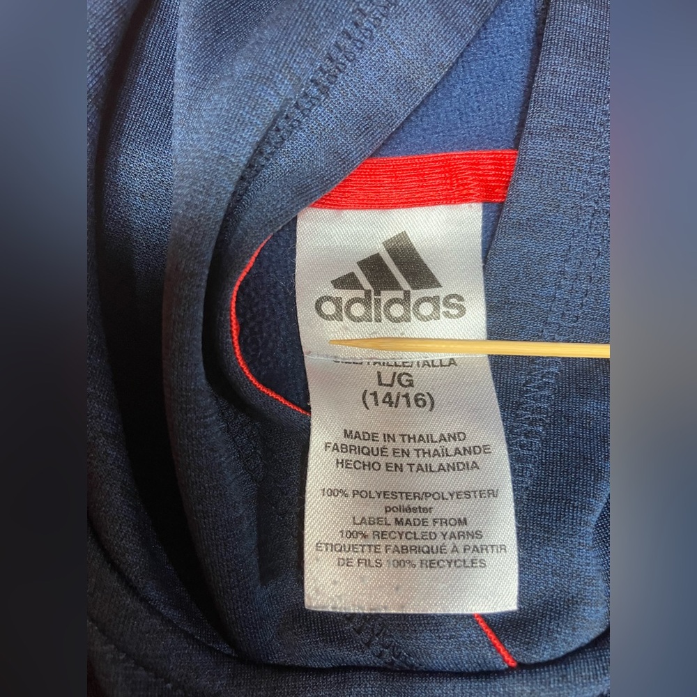 📦Under Armor Youth navy long sleeve (FREE Adidas Hoodie) *DISCOUNTED SHIPPING - Picture 6 of 7